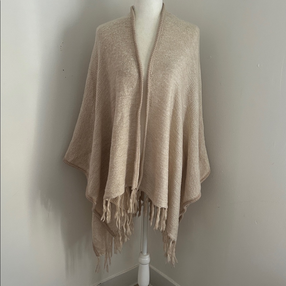 Kensie Oatmeal Acrylic Poncho